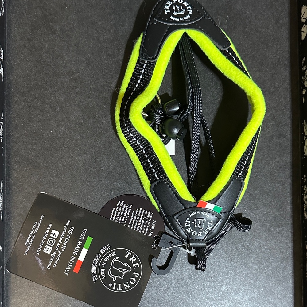 Tre Ponti Black and Neon Green Dog Harness